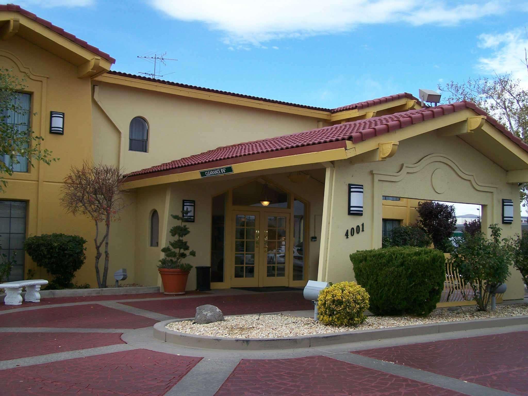 La Quinta Inn By Wyndham Reno Exterior photo
