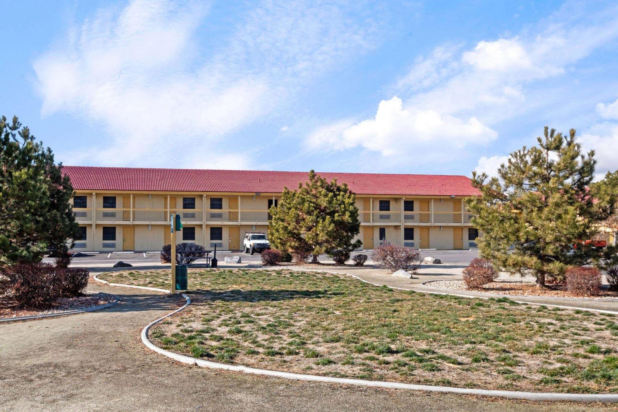 La Quinta Inn By Wyndham Reno Exterior photo